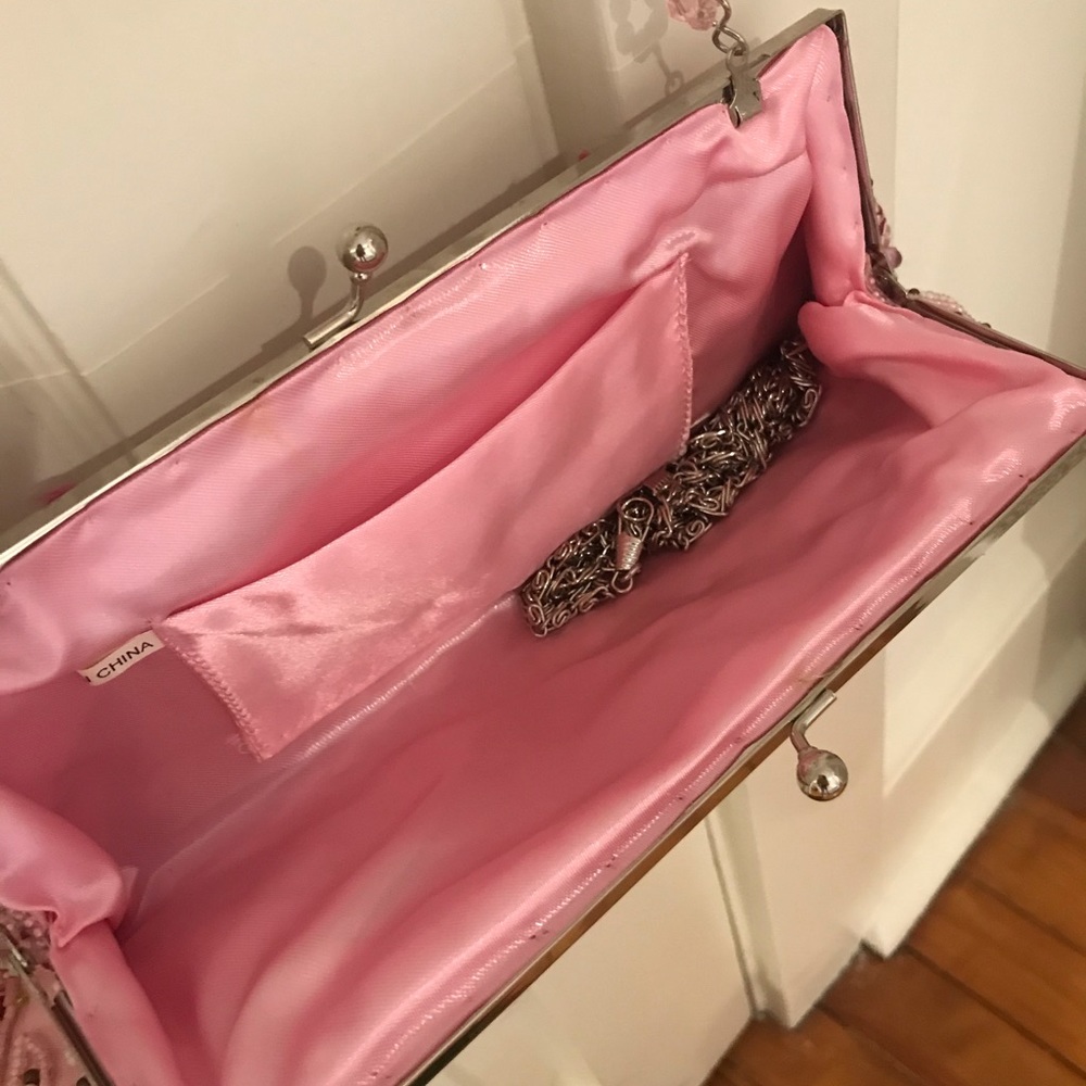 Patterned Pink Purse - Picture 3 of 4